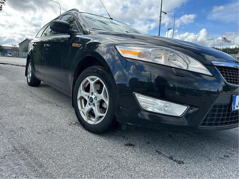 Svart Begagnad 2009 Ford Mondeo Trend Kombi | 29 000 kr (Bra pris) - Bild 1/4