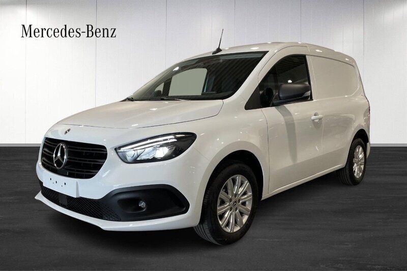 Vit (white) Ny 2025 Mercedes Citan 110 Edition Van | 344 875 kr (Marknadspris) - Bild 1/4