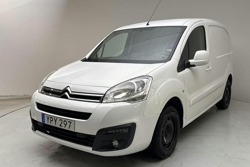 Vit Begagnad 2017 Citroën Berlingo Minibuss | 69 000 kr (Superpris) - Bild 1/4