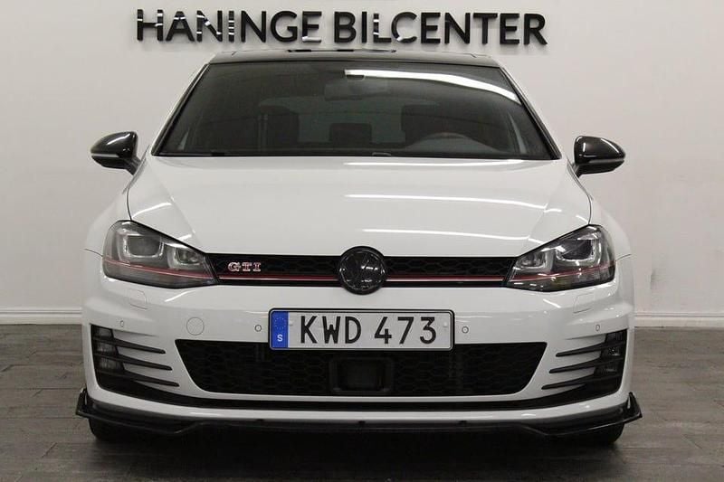 Begagnad VW Golf VII GTI 230 HK (169 kW) 2016 Vit