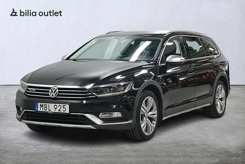 Svart Begagnad 2018 VW Passat Alltrack Kombi | 189 900 kr (Marknadspris) - Bild 1/4