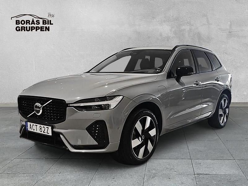 Grå Begagnad 2025 Volvo XC60 Ultra SUV | 549 000 kr (Lite dyr) - Bild 1/4