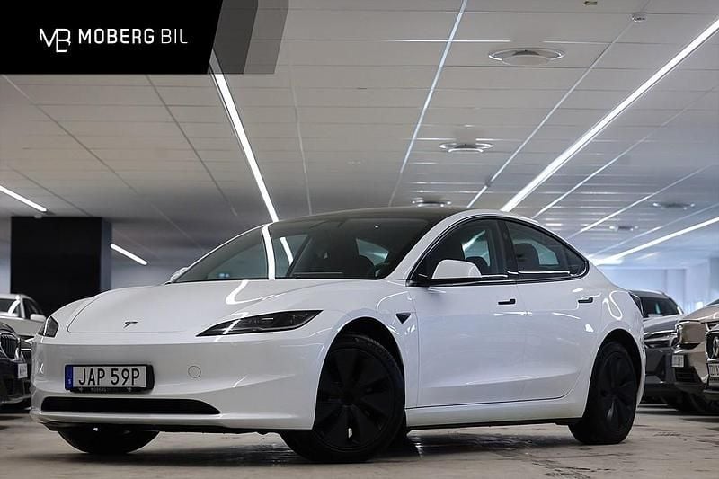 Vit Begagnad 2023 Tesla Model 3 Long Range AWD Sedan | 429 900 kr - Bild 1/3