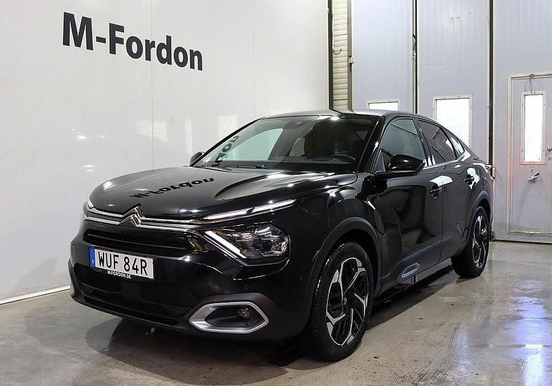 Svart Begagnad 2023 Citroën C4 X PureTech SUV | 219 900 kr (Marknadspris) - Bild 1/4
