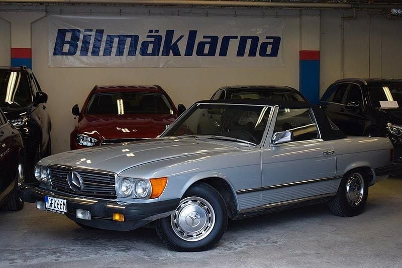 Silver Begagnad 1977 Mercedes SL450 Cab | 169 000 kr - Bild 1/4