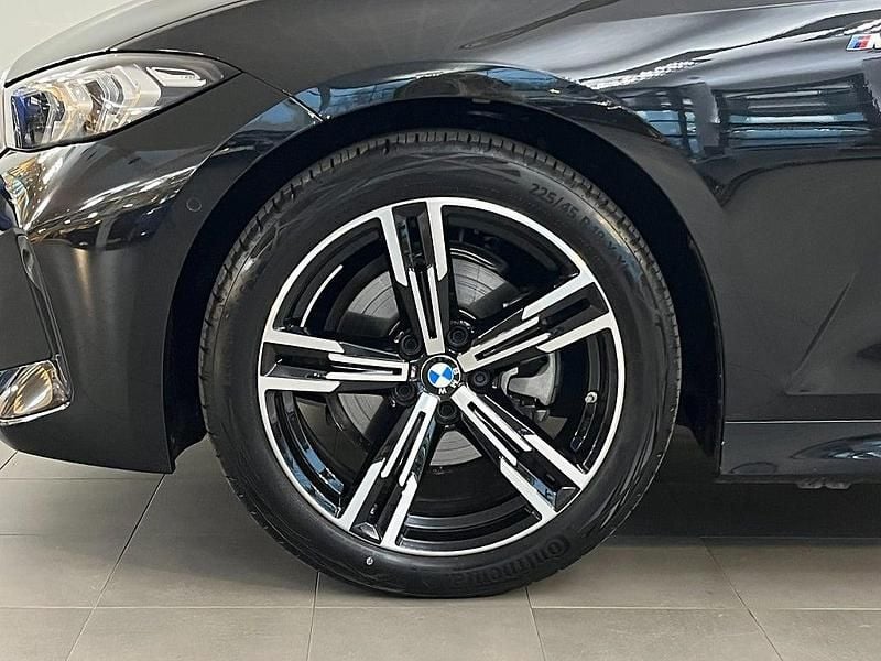 Begagnad BMW 320 M Sport 190 HK (139 kW) 2025 Safirsvart metallic Kombi