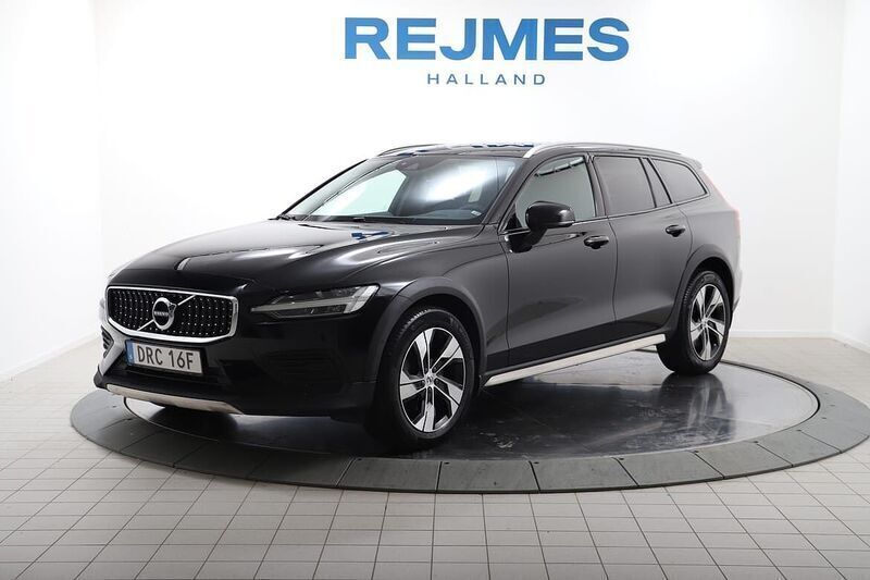 Begagnad 2022 Volvo V60 CC Kombi | 319 500 kr (Superpris) - Bild 1/4