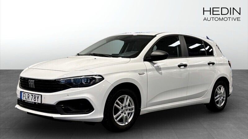 Vit (white) Begagnad 2021 Fiat Tipo City Life Kombi | 129 900 kr (Bra pris) - Bild 1/4
