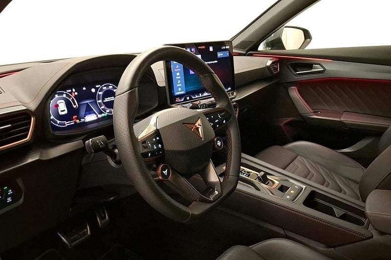 Begagnad Cupra Formentor VZ 2025 Grå SUV