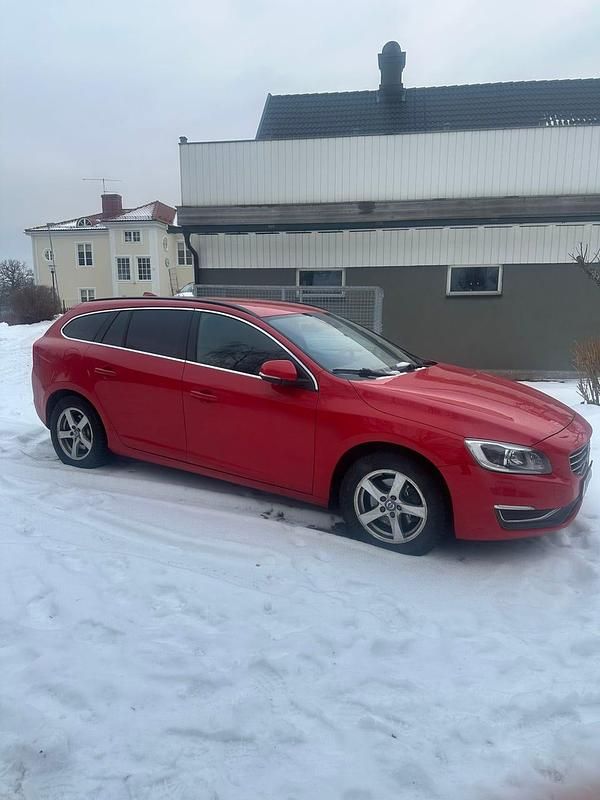 Begagnad Volvo V60 150 HK (110 kW) 2018 Kombi