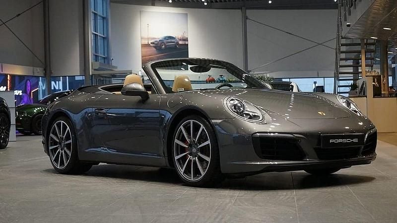 Mörkgrå Begagnad 2016 Porsche 911 Carrera S Cabriolet Cab | 1 095 000 kr - Bild 1/4