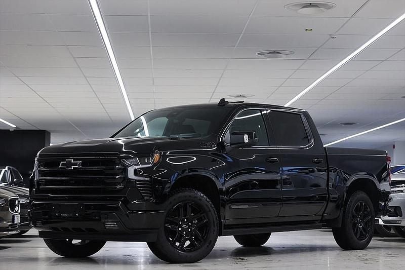 Ny Chevrolet Silverado 2025 Svart Pickup