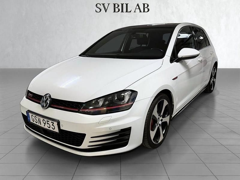 Vit Begagnad 2015 VW Golf VII GTI Halvkombi | 194 500 kr (Marknadspris) - Bild 1/4