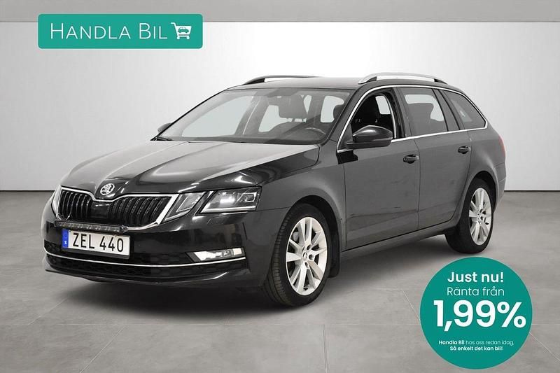 Svart Begagnad 2018 Skoda Octavia Kombi | 149 900 kr (Marknadspris) - Bild 1/3