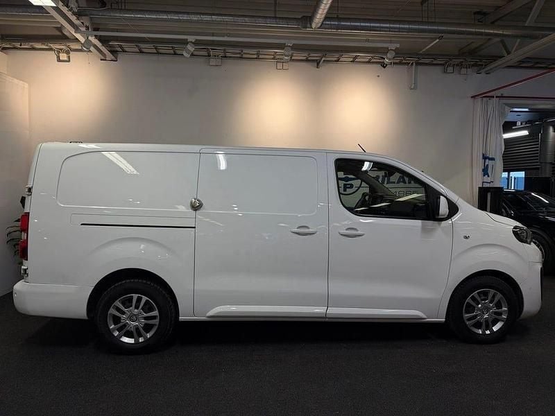 Begagnad Peugeot Expert 122 HK (89 kW) 2020 Vit Van