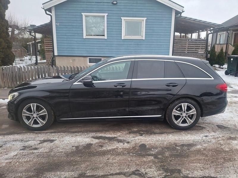 Begagnad Mercedes C220 170 HK (125 kW) 2018