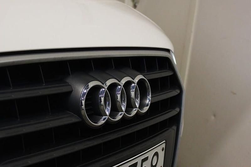 Begagnad Audi Q3 150 HK (110 kW) 2016 Vit SUV