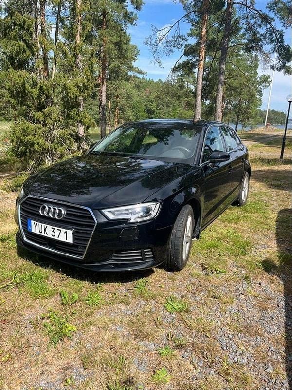 Svart Begagnad 2018 Audi A3 Proline Halvkombi | 179 500 kr (Bra pris) - Bild 1/4