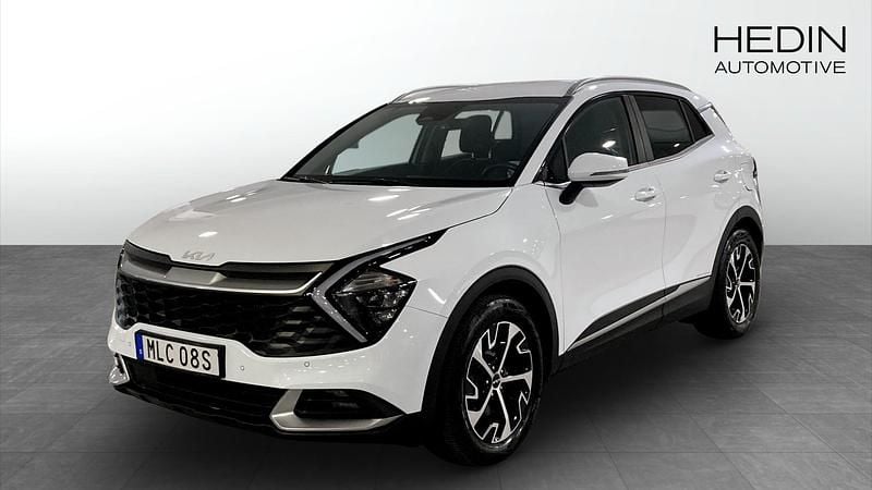 Vit Begagnad 2022 Kia Sportage SUV | 329 900 kr (Bra pris) - Bild 1/4