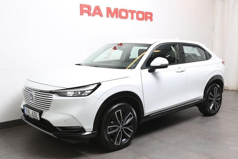 Vit Begagnad 2024 Honda HR-V Advance SUV | 329 800 kr (Marknadspris) - Bild 1/4