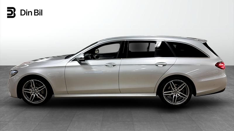 Begagnad Mercedes E200 AMG line 160 HK (117 kW) 2019 Silver Kombi