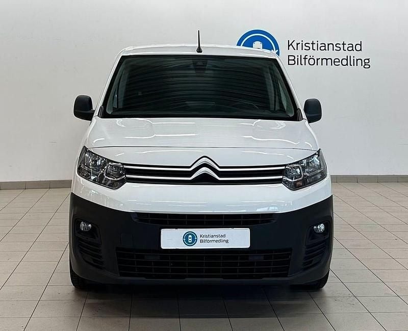 Begagnad Citroën Berlingo 131 HK (96 kW) 2019 Vit Minibuss
