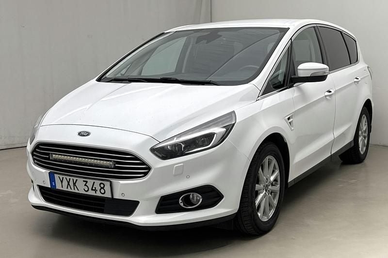 Vit Begagnad 2018 Ford S-MAX S Minibuss | 100 000 kr (Marknadspris) - Bild 1/4