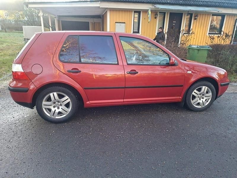 Begagnad VW Golf IV 105 HK (77 kW) 2004