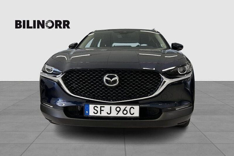 Blå Begagnad 2020 Mazda CX-30 SUV | 249 900 kr (Marknadspris) - Bild 1/4
