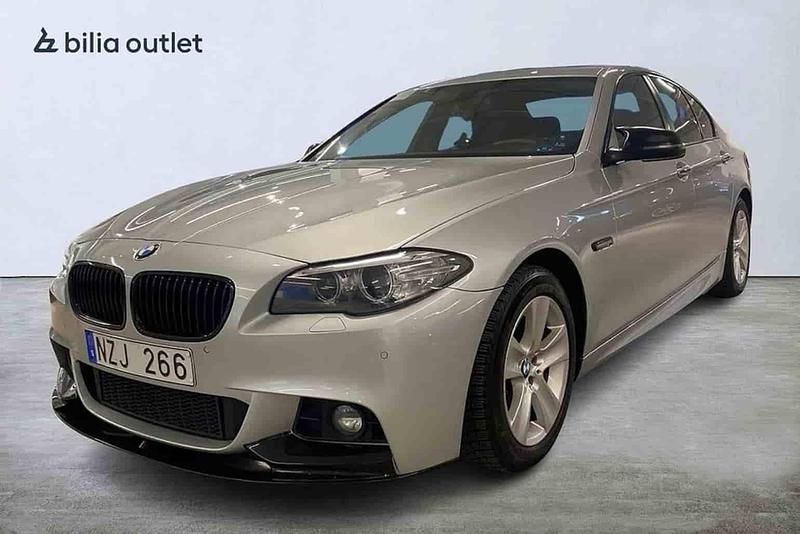 Silver Begagnad 2014 BMW 520 Sedan | 194 900 kr (Dyr) - Bild 1/1