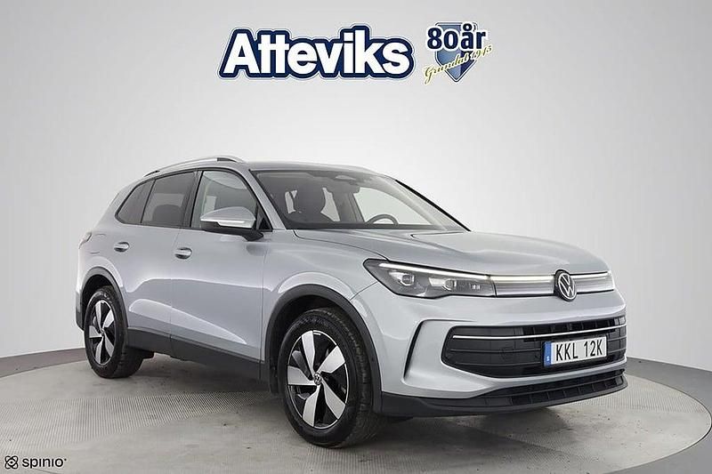 Begagnad VW Tiguan Edition 150 HK (110 kW) 2024 Silver SUV