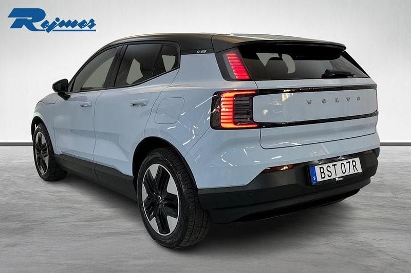 Begagnad Volvo EX30 Plus 200 kW (272 HK) 2024 Ljusblå SUV