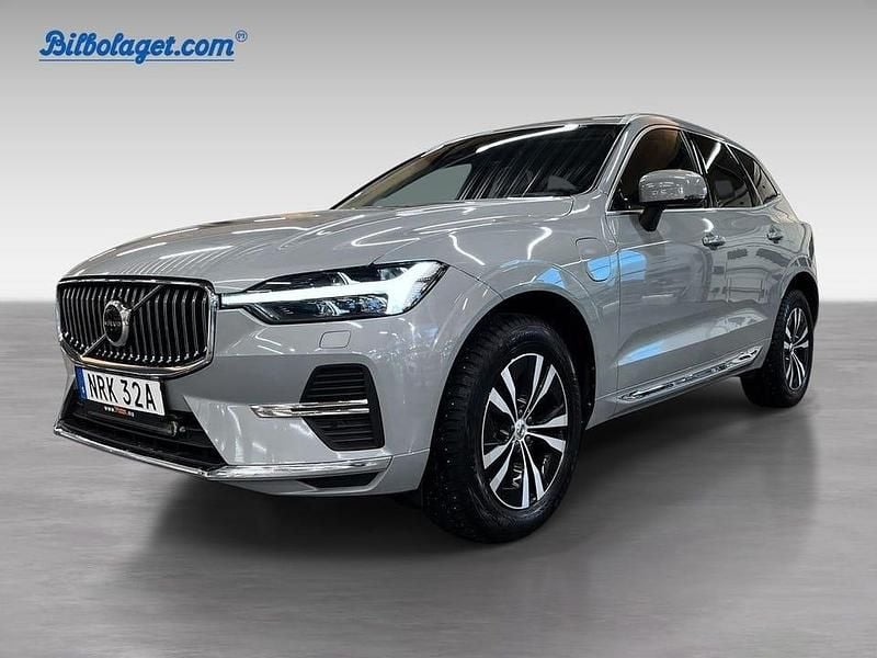 Begagnad Volvo XC60 Core 355 HK (261 kW) 2024 Grå SUV