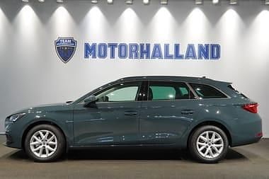 Blå Ny 2025 Seat Leon Kombi | 279 900 kr (Marknadspris) - Bild 1/4