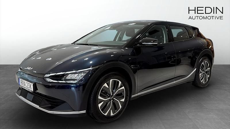 Blå (grey) Begagnad 2023 Kia EV6 SUV | 429 900 kr - Bild 1/4