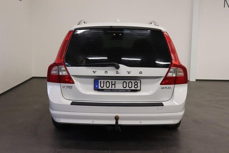 Begagnad Volvo V70 Summum 214 HK (157 kW) 2012 Vit Kombi