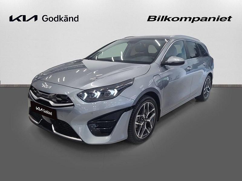 Grå Begagnad 2022 Kia Ceed Sportswagon 2 Kombi | 264 900 kr (Dyr) - Bild 1/4