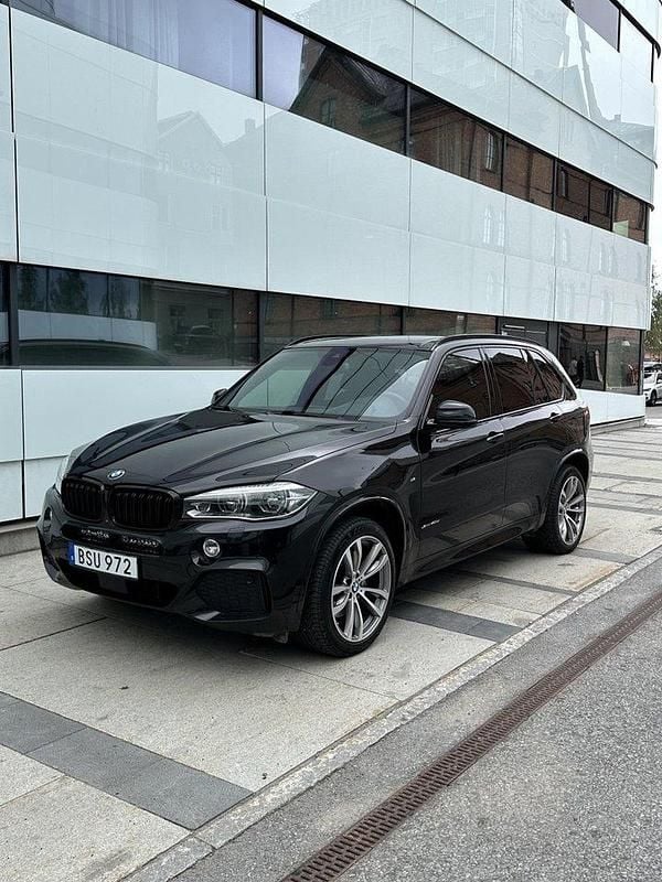 Svart Begagnad 2018 BMW X5 M Sport SUV | 450 000 kr (Dyr) - Bild 1/4
