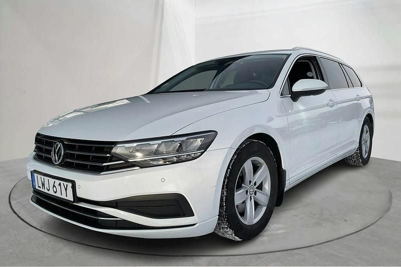 Begagnad VW Passat 150 HK (110 kW) 2020 Vit