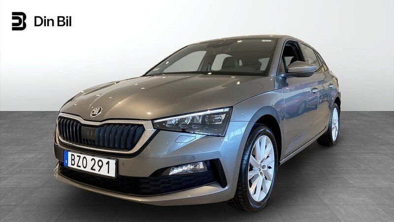 Grå (graphite grey metallic) Begagnad 2022 Skoda Scala Style Halvkombi | 199 900 kr (Marknadspris) - Bild 1/4