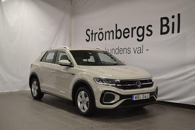Ljusgrå Begagnad 2024 VW T-Roc R-line SUV | 389 000 kr (Dyr) - Bild 1/4