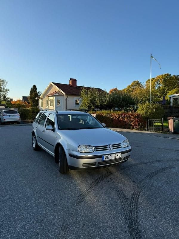 Begagnad VW Golf IV 116 HK (85 kW) 2005 Kombi