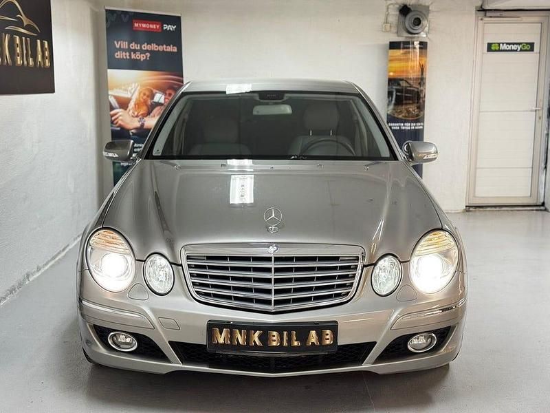 Begagnad Mercedes E280 231 HK (169 kW) 2007 Silver Sedan