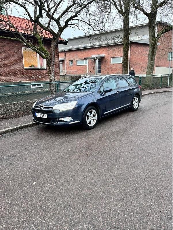 Blå Begagnad 2015 Citroën C5 Kombi | 69 900 kr (Marknadspris) - Bild 1/4