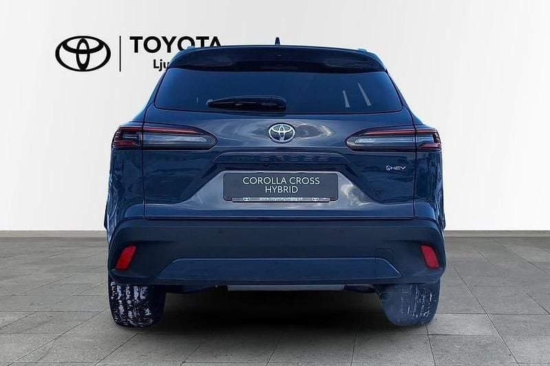 Ny Toyota Corolla Cross Executive 200 HK (147 kW) 2025 Silver SUV