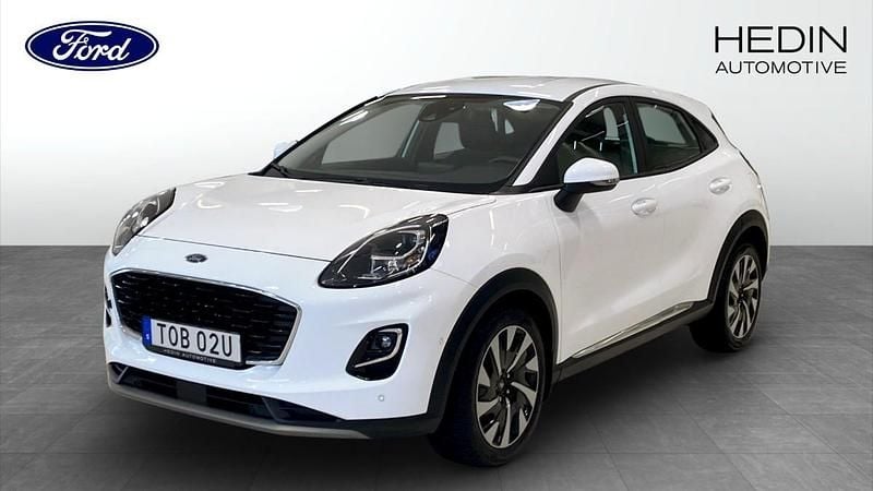 Vit (white) Begagnad 2022 Ford Puma SUV | 219 900 kr (Marknadspris) - Bild 1/4