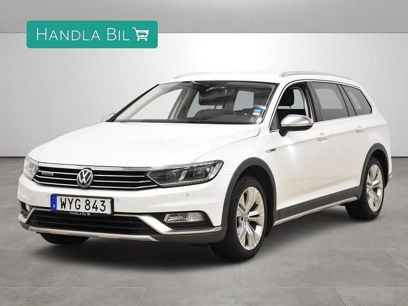 Vit Begagnad 2018 VW Passat Alltrack Kombi | 219 900 kr (Lite dyr) - Bild 1/4