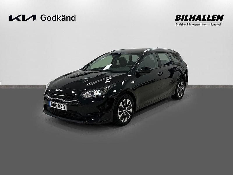 Svart Begagnad 2025 Kia Ceed Sportswagon Kombi | 259 900 kr (Superpris) - Bild 1/4