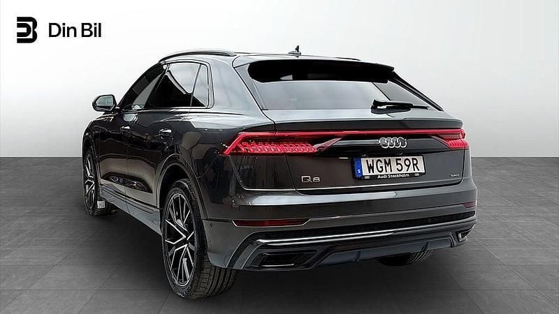 Begagnad Audi Q8 S-Line 286 HK (210 kW) 2020 Grå SUV