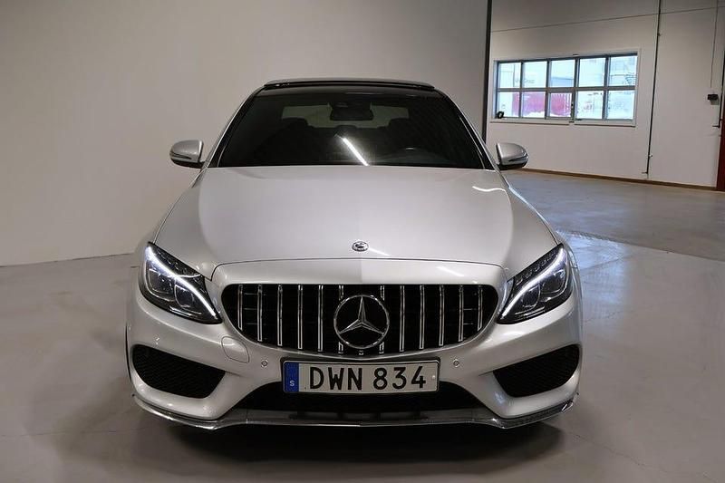 Begagnad Mercedes C220 AMG 170 HK (125 kW) 2018 Silver Sedan